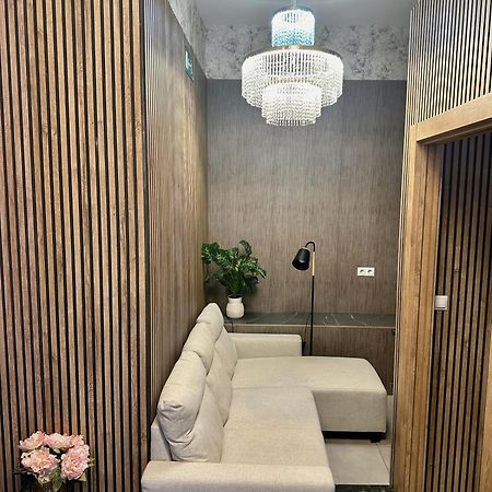 Velvet Hostels Pacifico マドリード エクステリア 写真