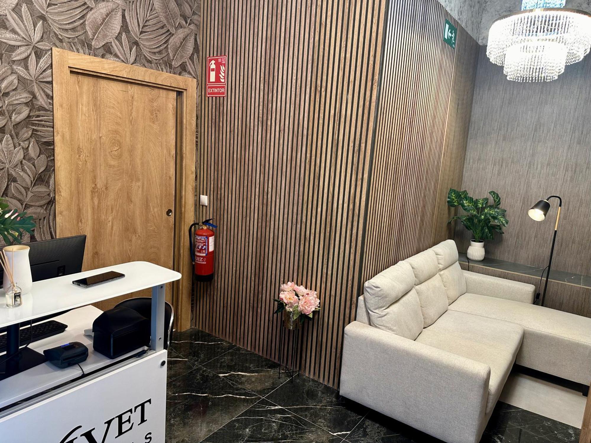 Velvet Hostels Pacifico マドリード エクステリア 写真