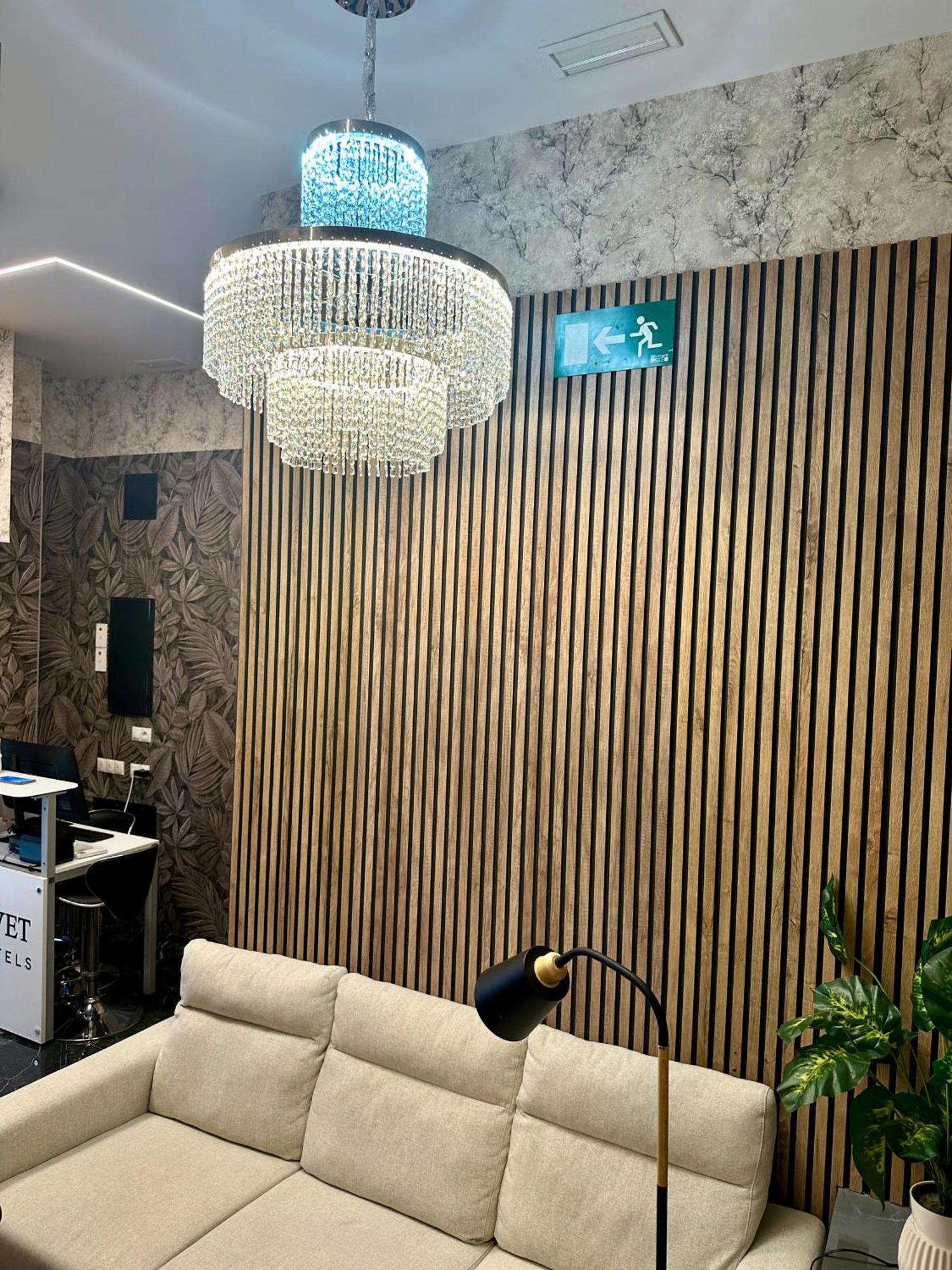 Velvet Hostels Pacifico マドリード エクステリア 写真